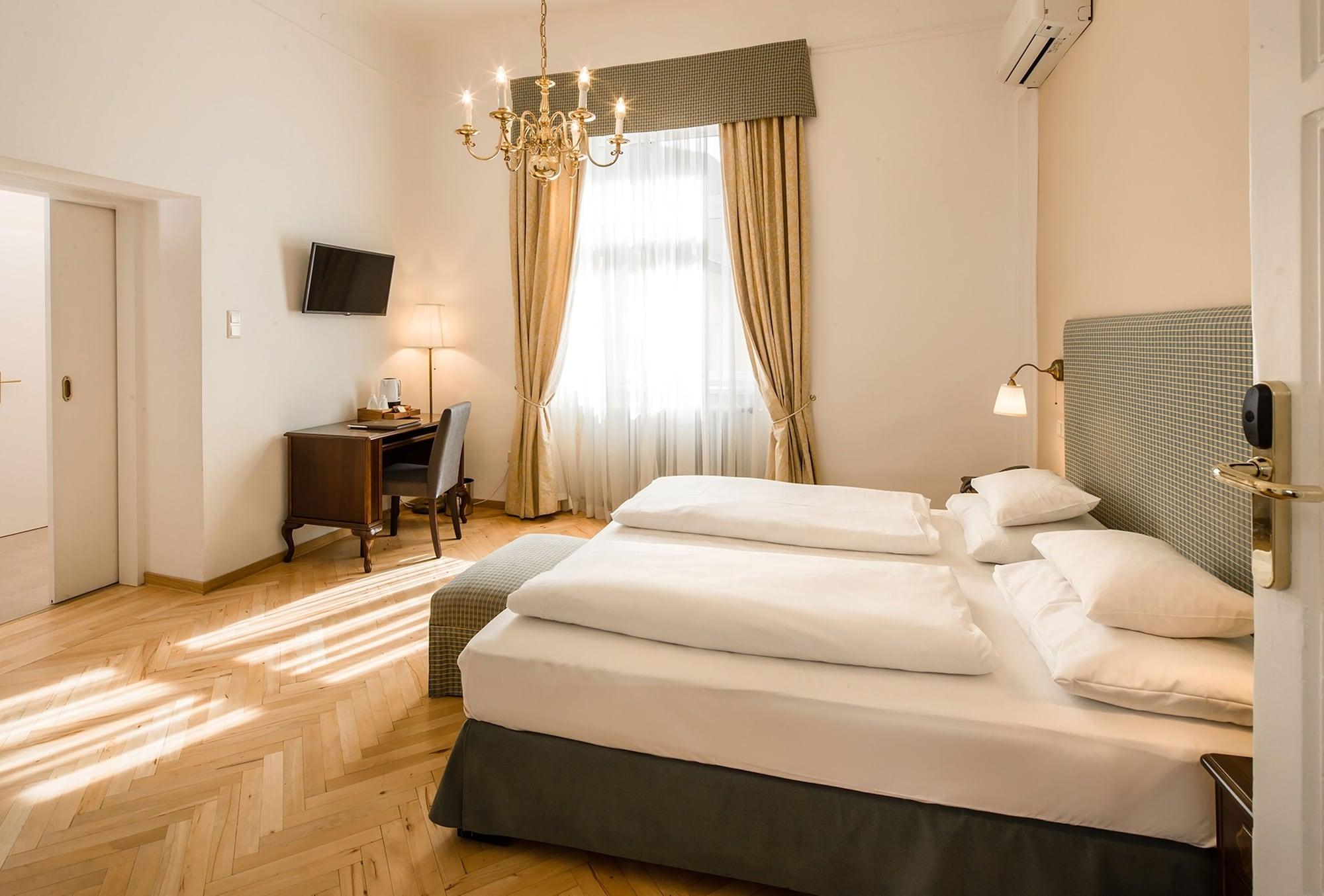 Hotel Palais-hotel Erzherzog Johann 4*