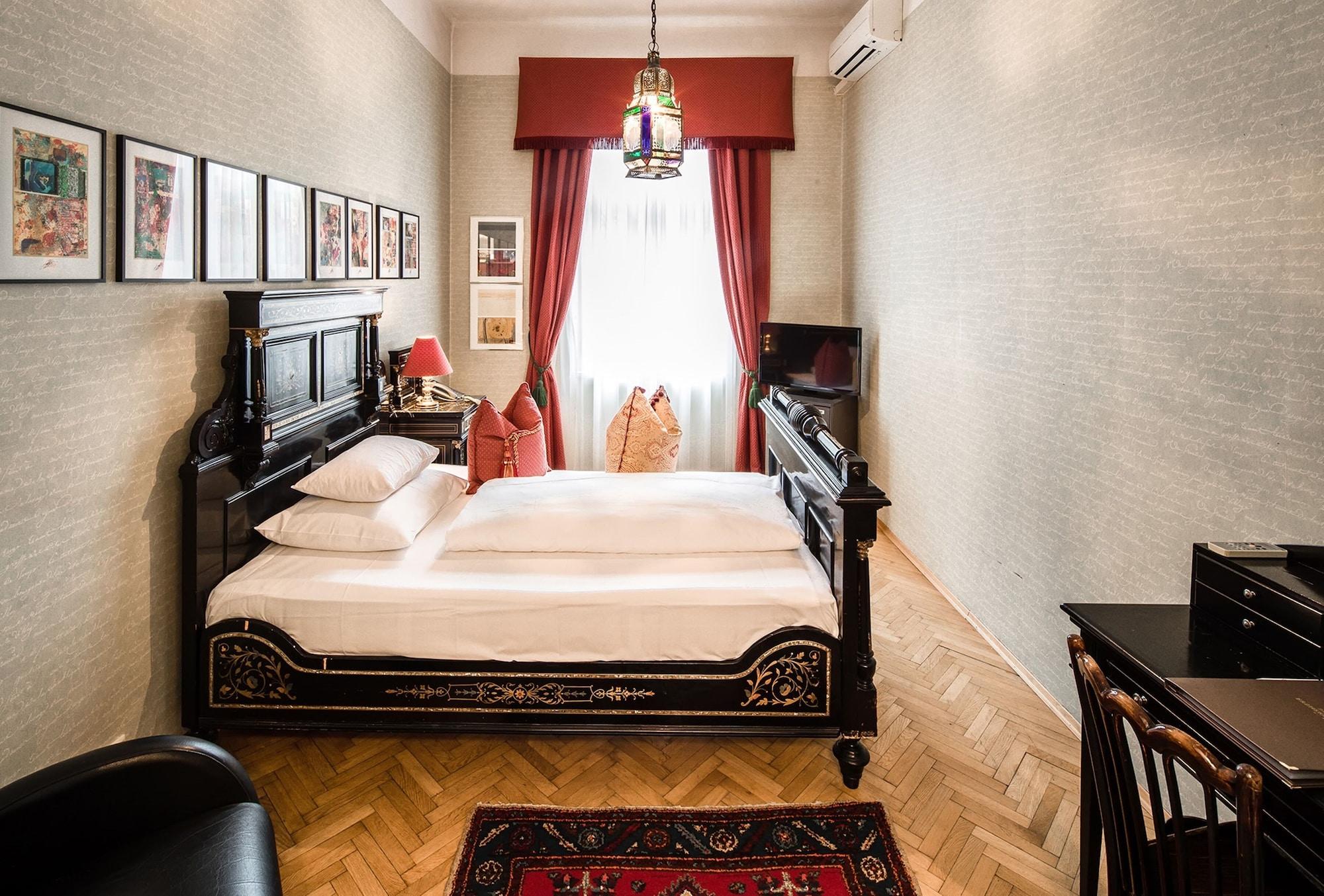 Palais-hotel Erzherzog Johann Hotel