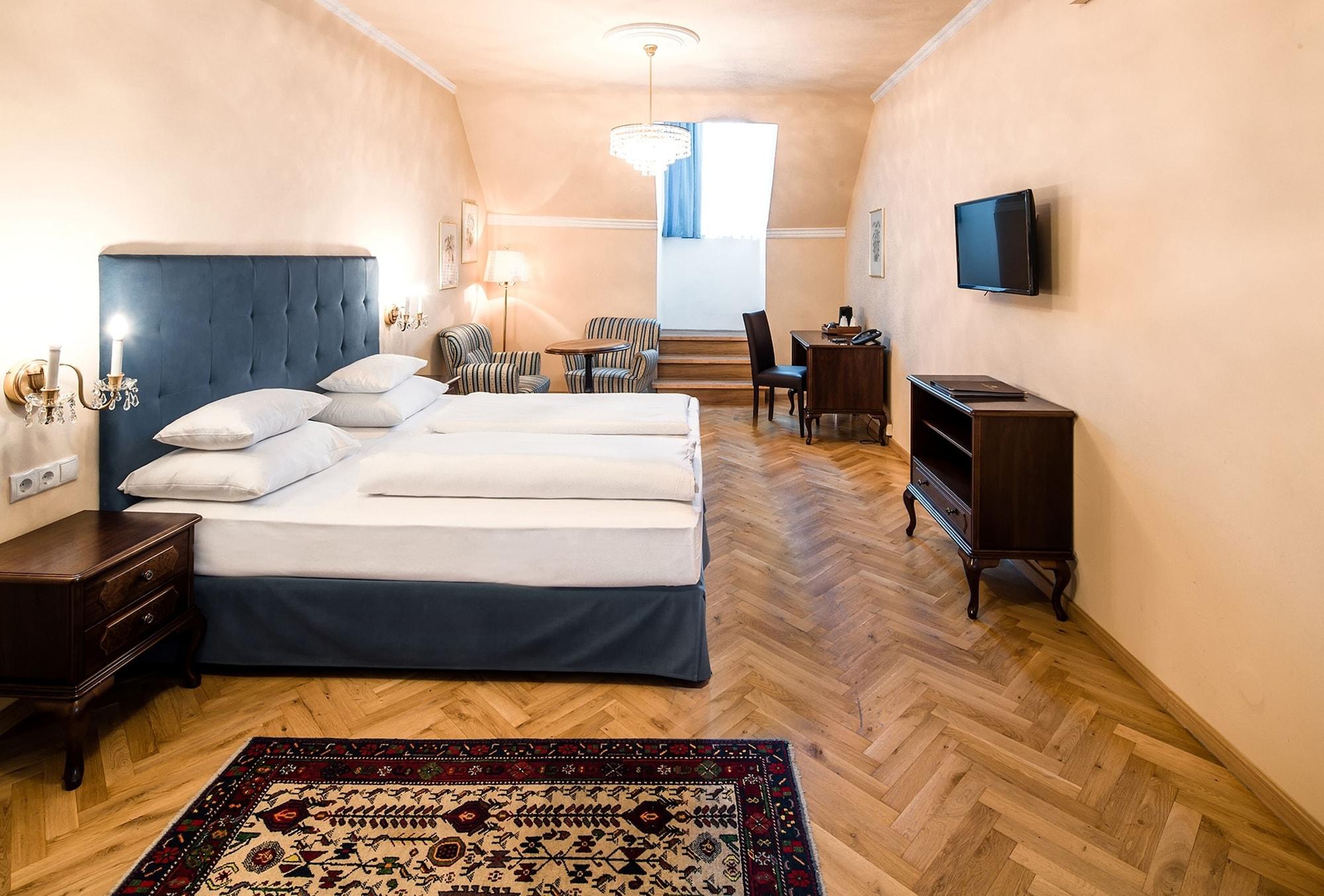 Hotel Palais-hotel Erzherzog Johann 4*